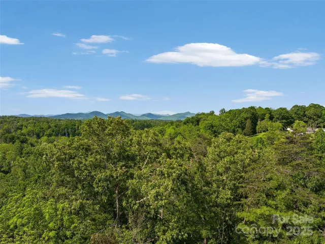 144 Pinebrook Road