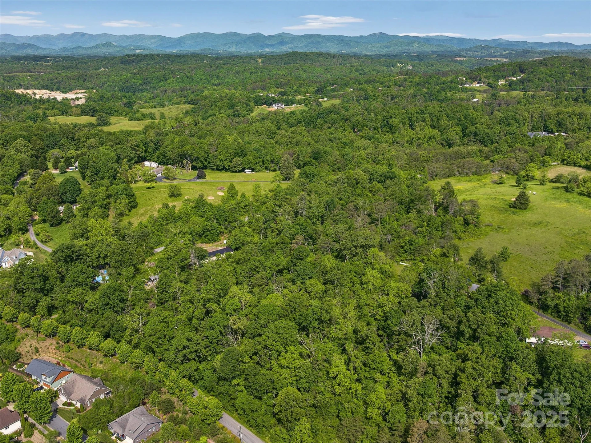 144 Pinebrook Road - Photo 7