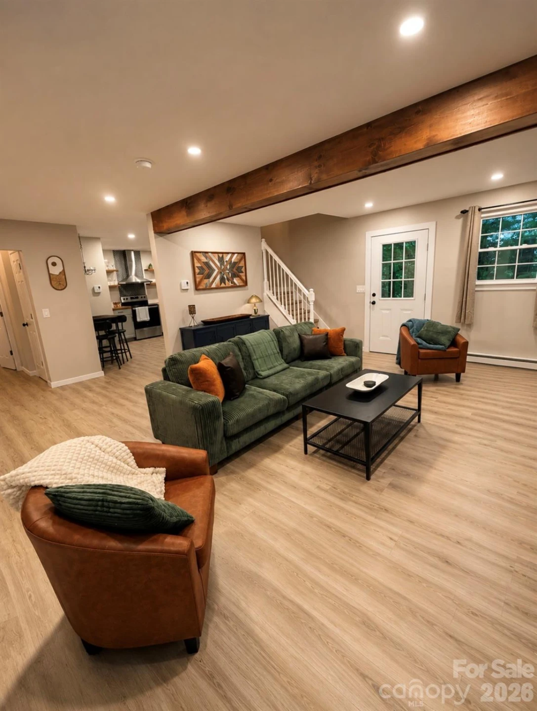 418 Bradley Street - Photo 2