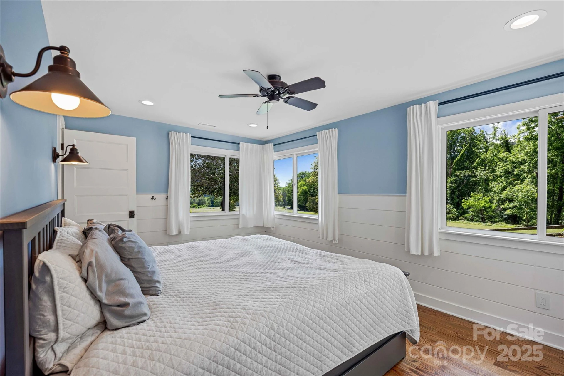 400 Kings Drive - Photo 32