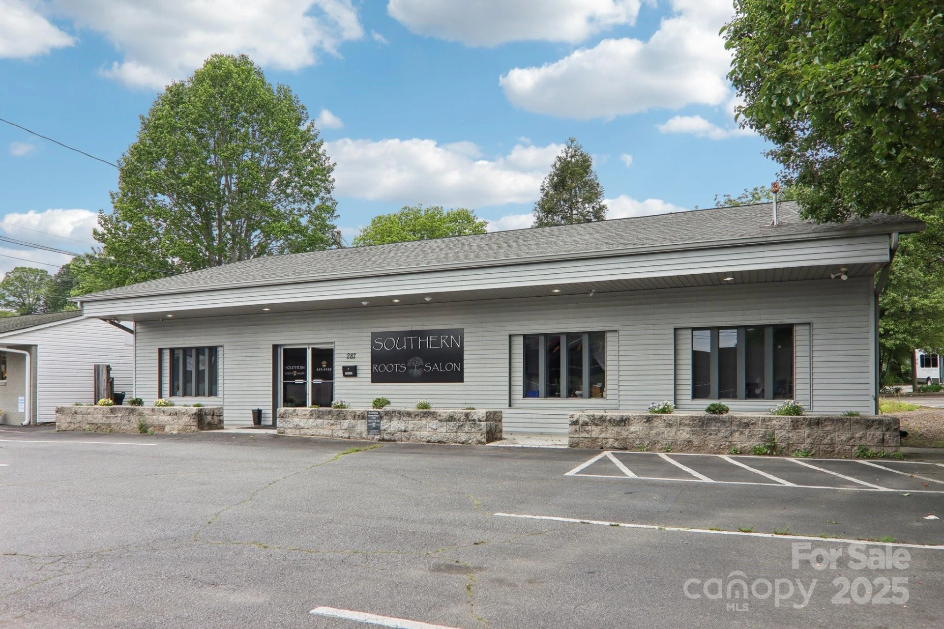 287 N Caldwell Street - Photo 2