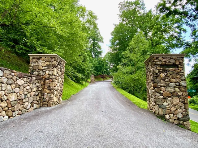 129 High Cliffs Trail