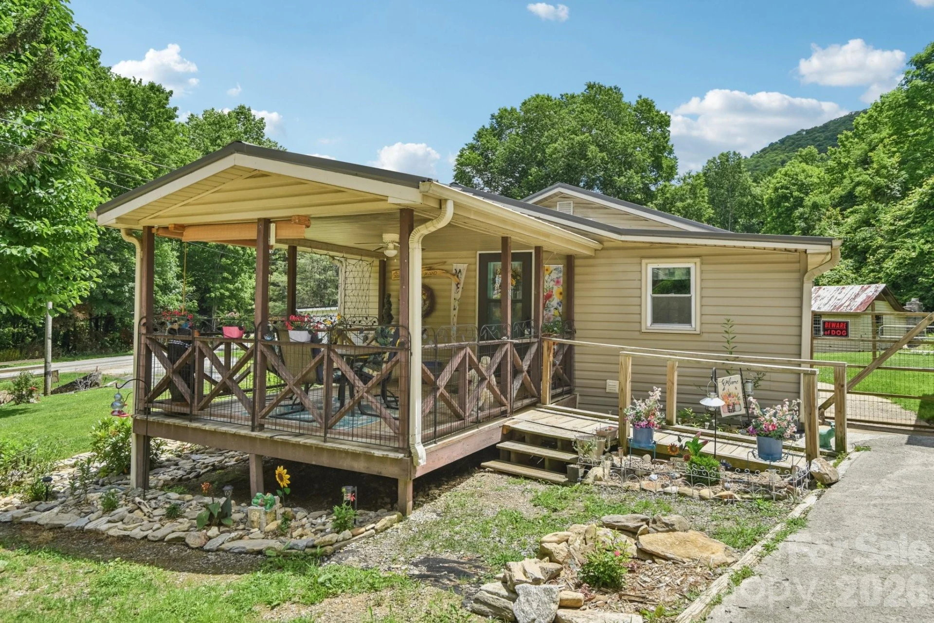 19 Lockman Road - Photo 3