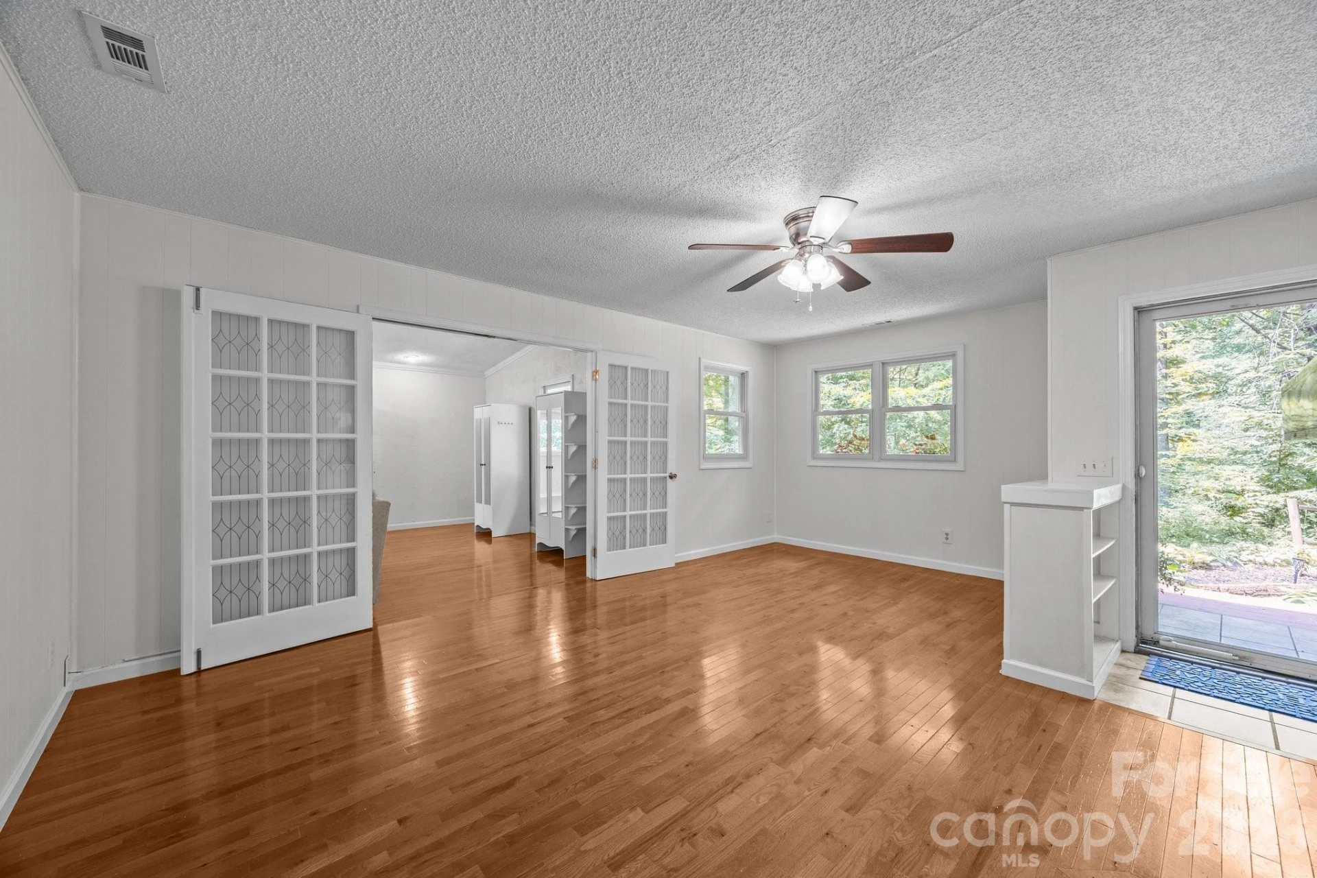 193 Timberside Drive - Photo 15
