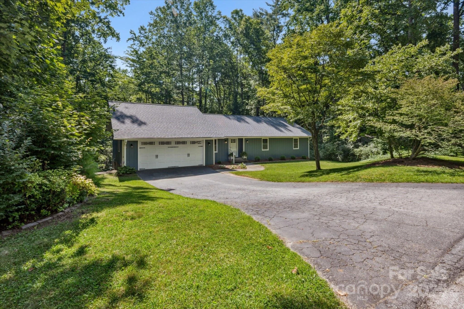 104 Britton Avenue - Photo 2