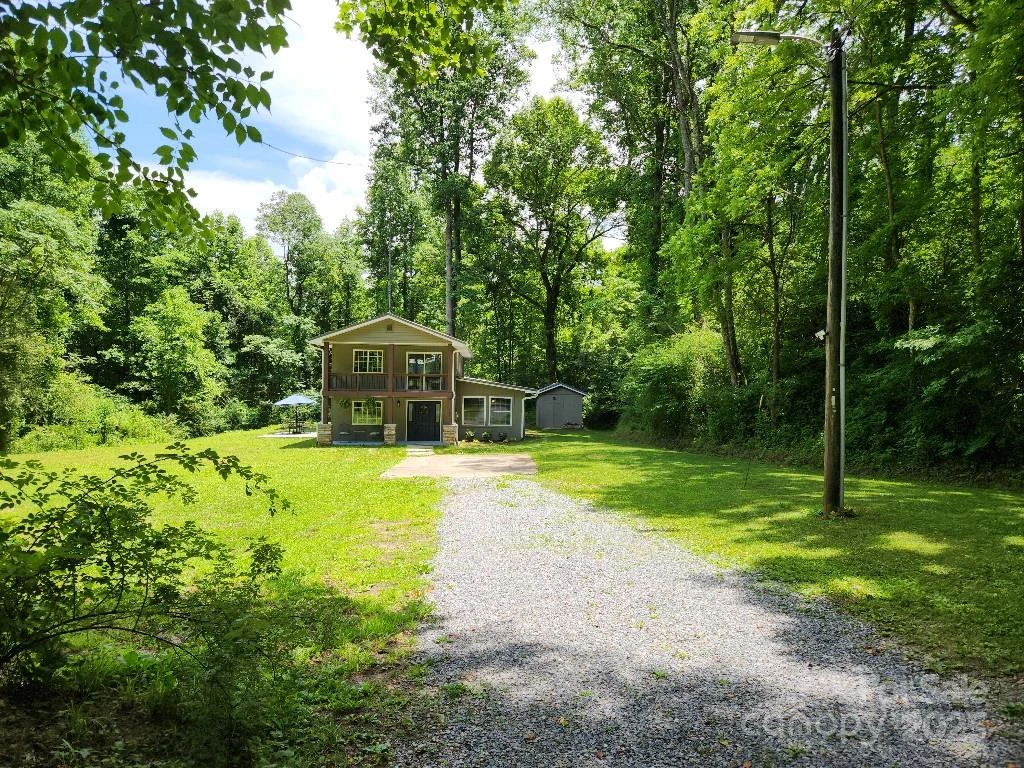 283 Robin Drive - Photo 2