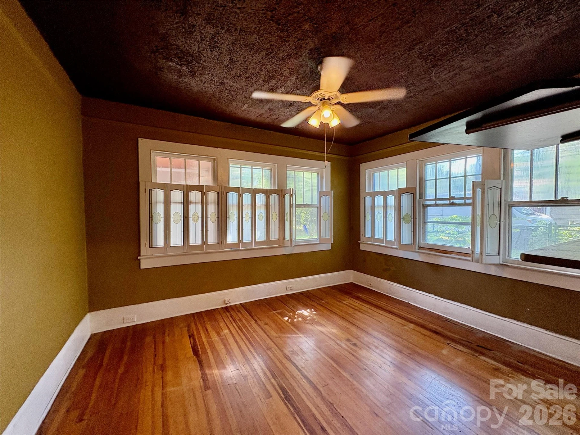 40 Brownwood Avenue - Photo 15