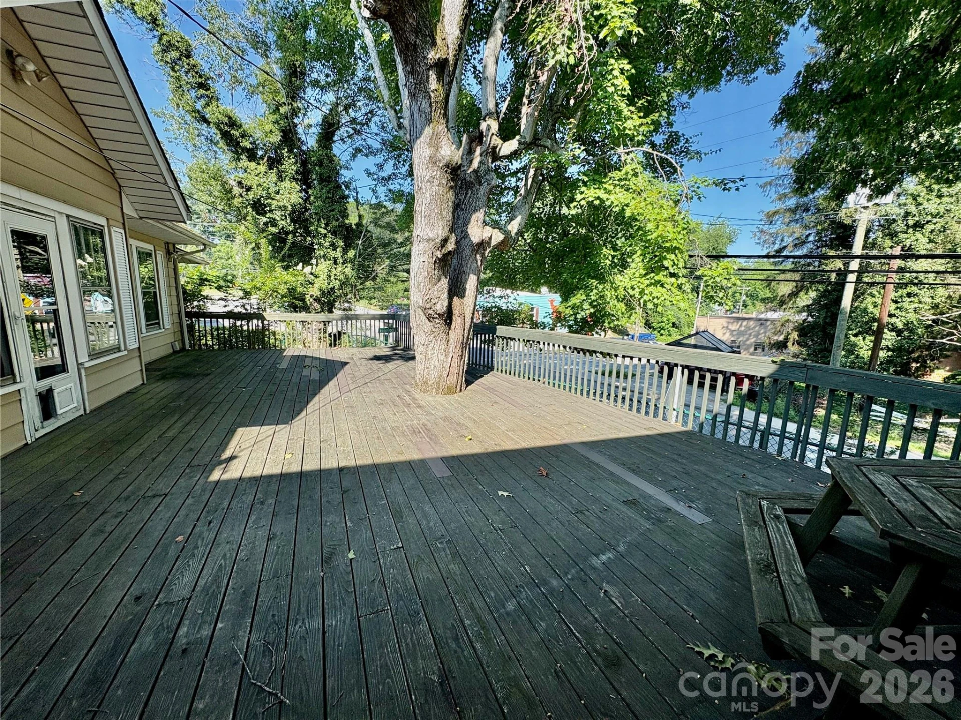 40 Brownwood Avenue - Photo 19