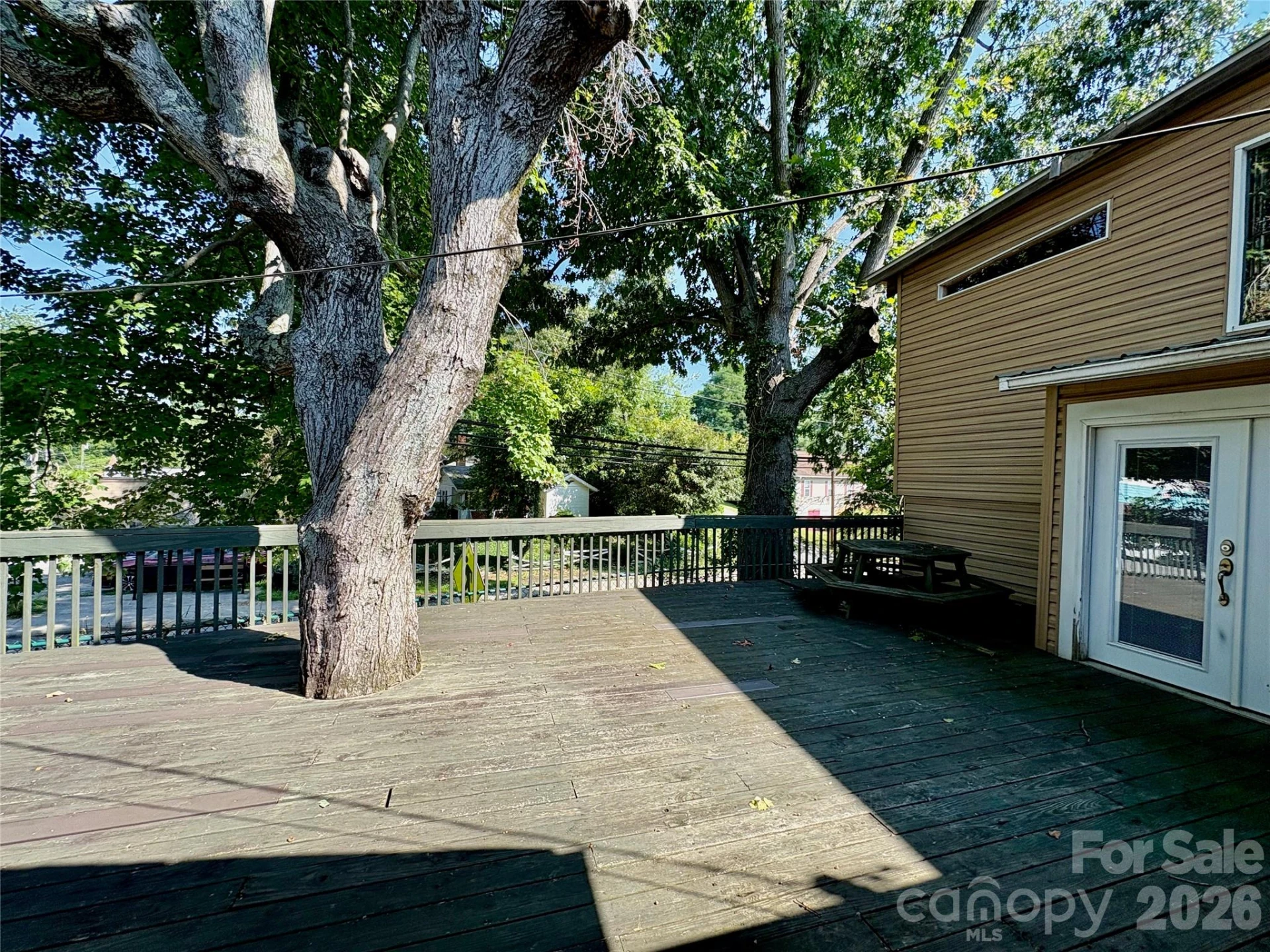 40 Brownwood Avenue - Photo 21