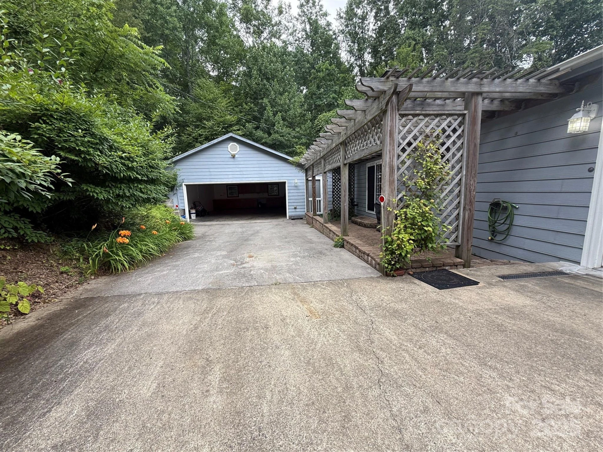 46 High Meadow Lane - Photo 4