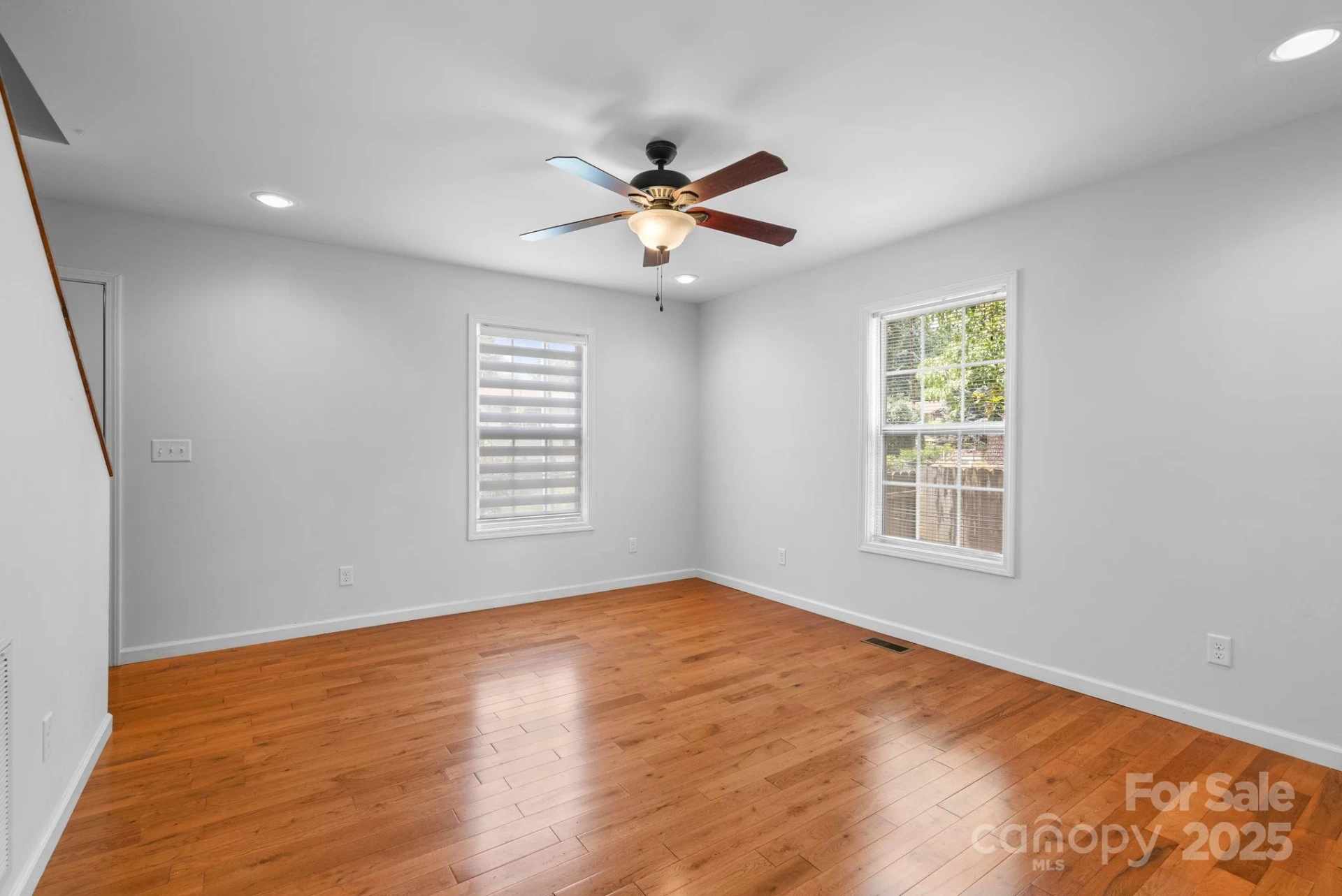 212 & 214 Portmanvilla Road - Photo 6