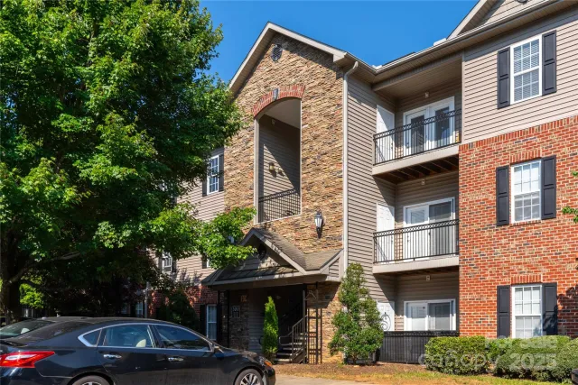 332 Appeldoorn Circle