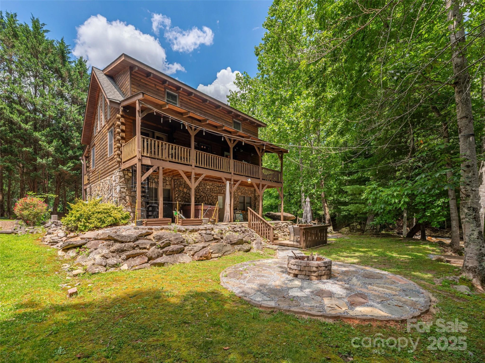 15 Breezy Creek Lane - Photo 2