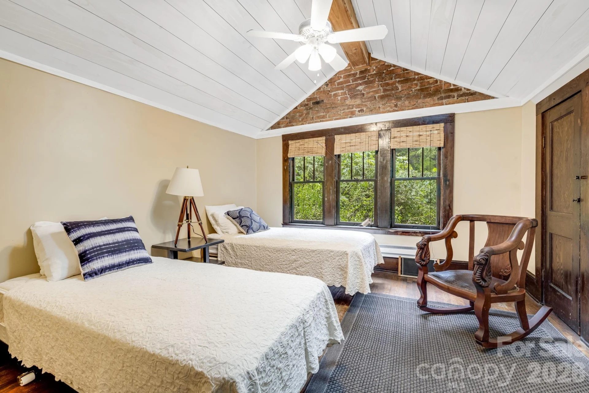 257 Henderson Drive - Photo 30