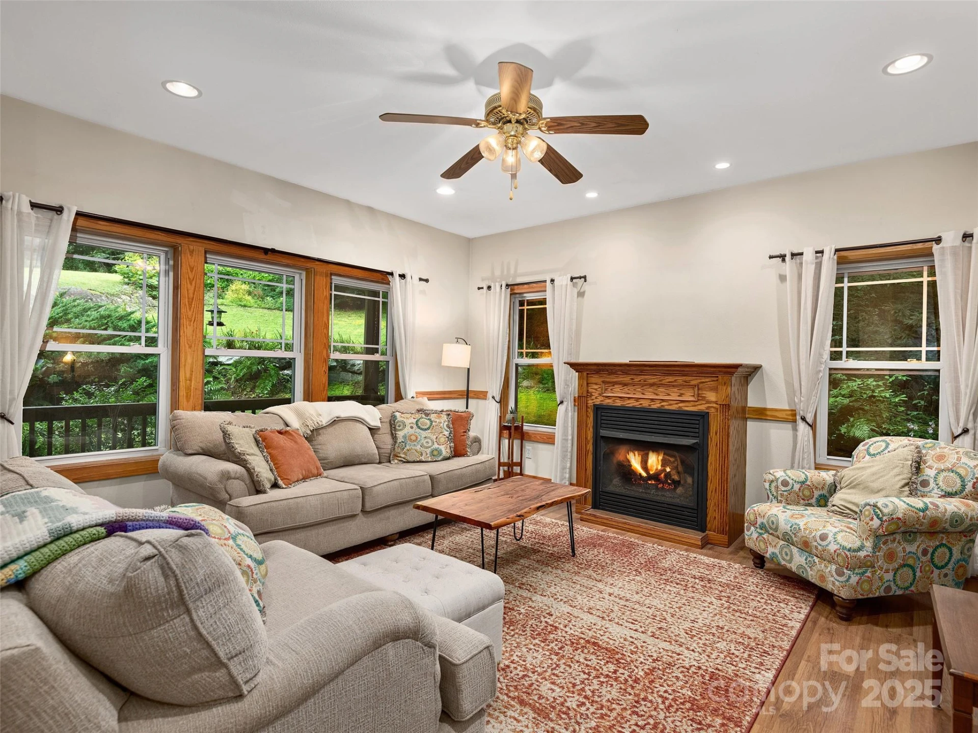 264 Charming Lane - Photo 2
