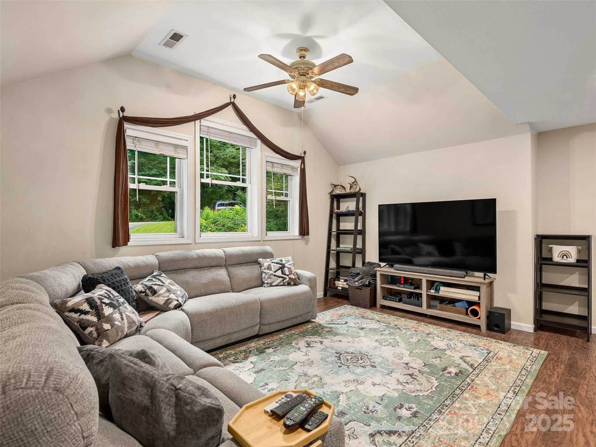 264 Charming Lane - Photo 14