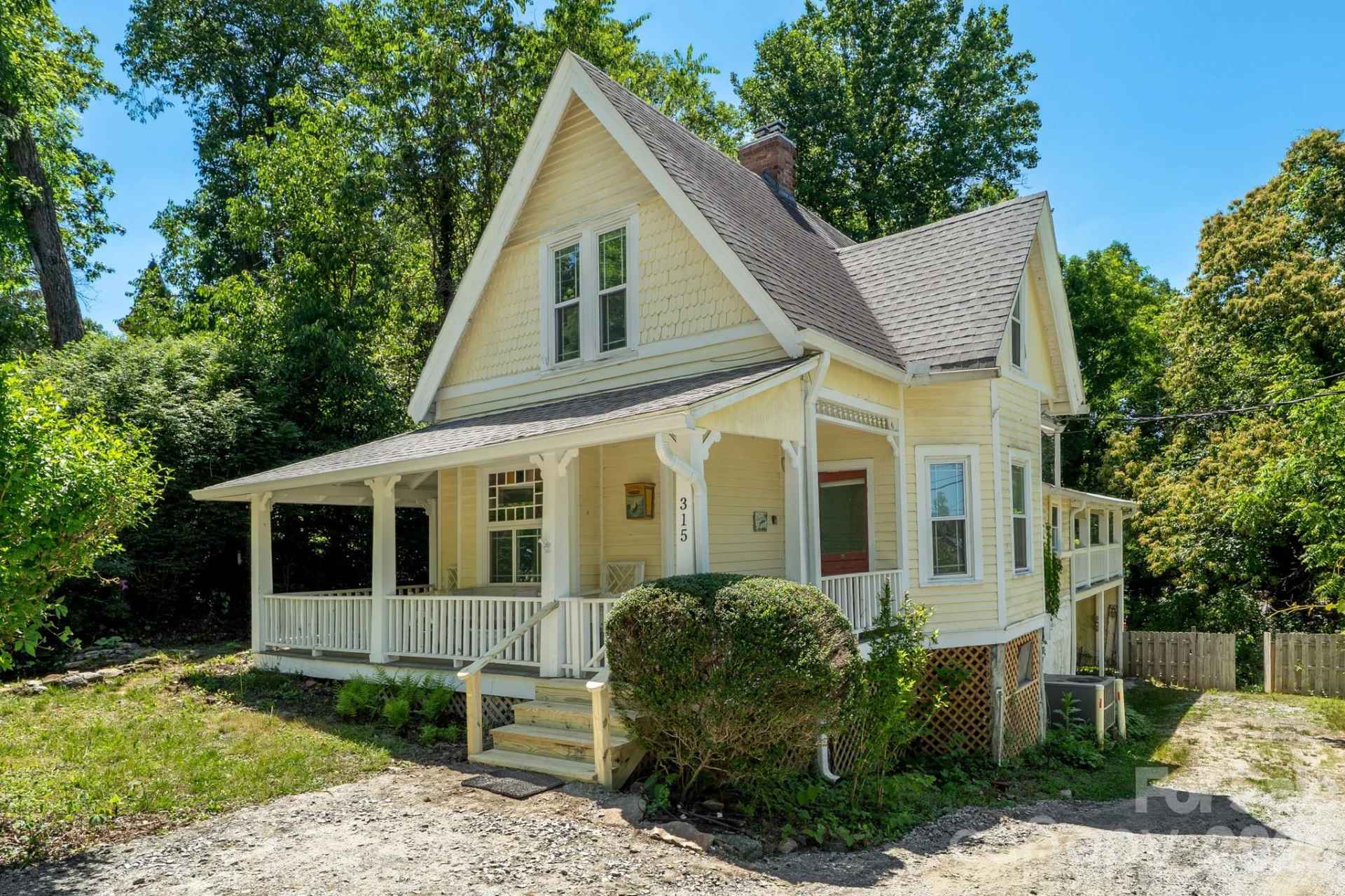 334 Greenville Street - Photo 2
