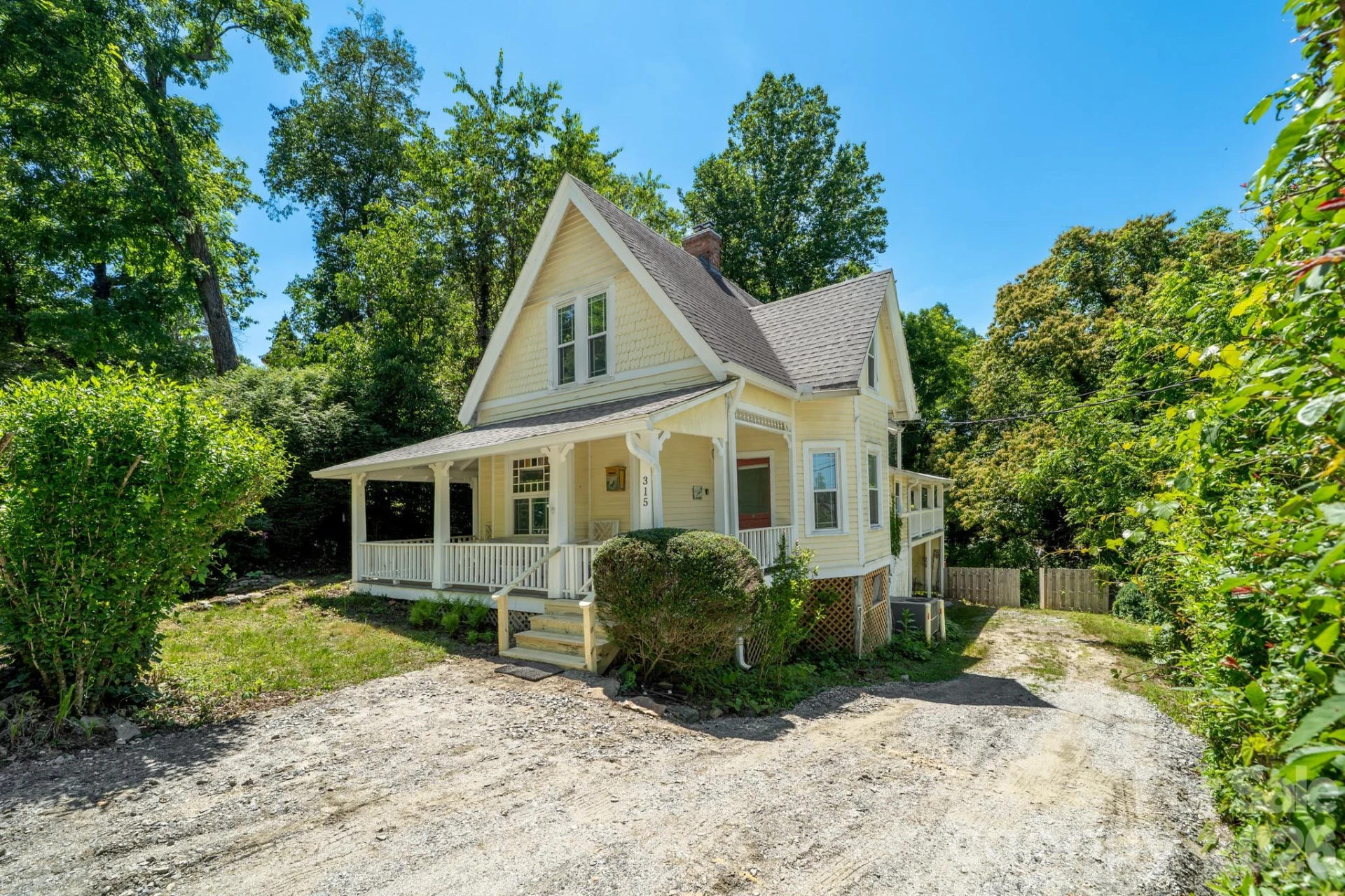 334 Greenville Street - Photo 4
