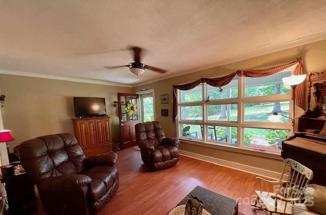 126 Waters Road - Photo 8