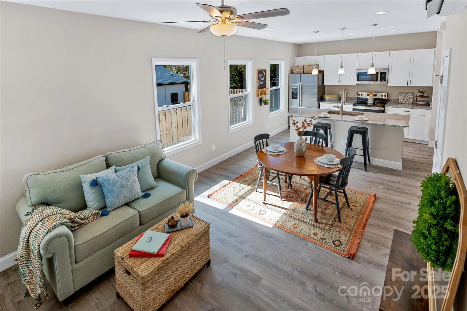 186 Johnston Boulevard - Photo 20