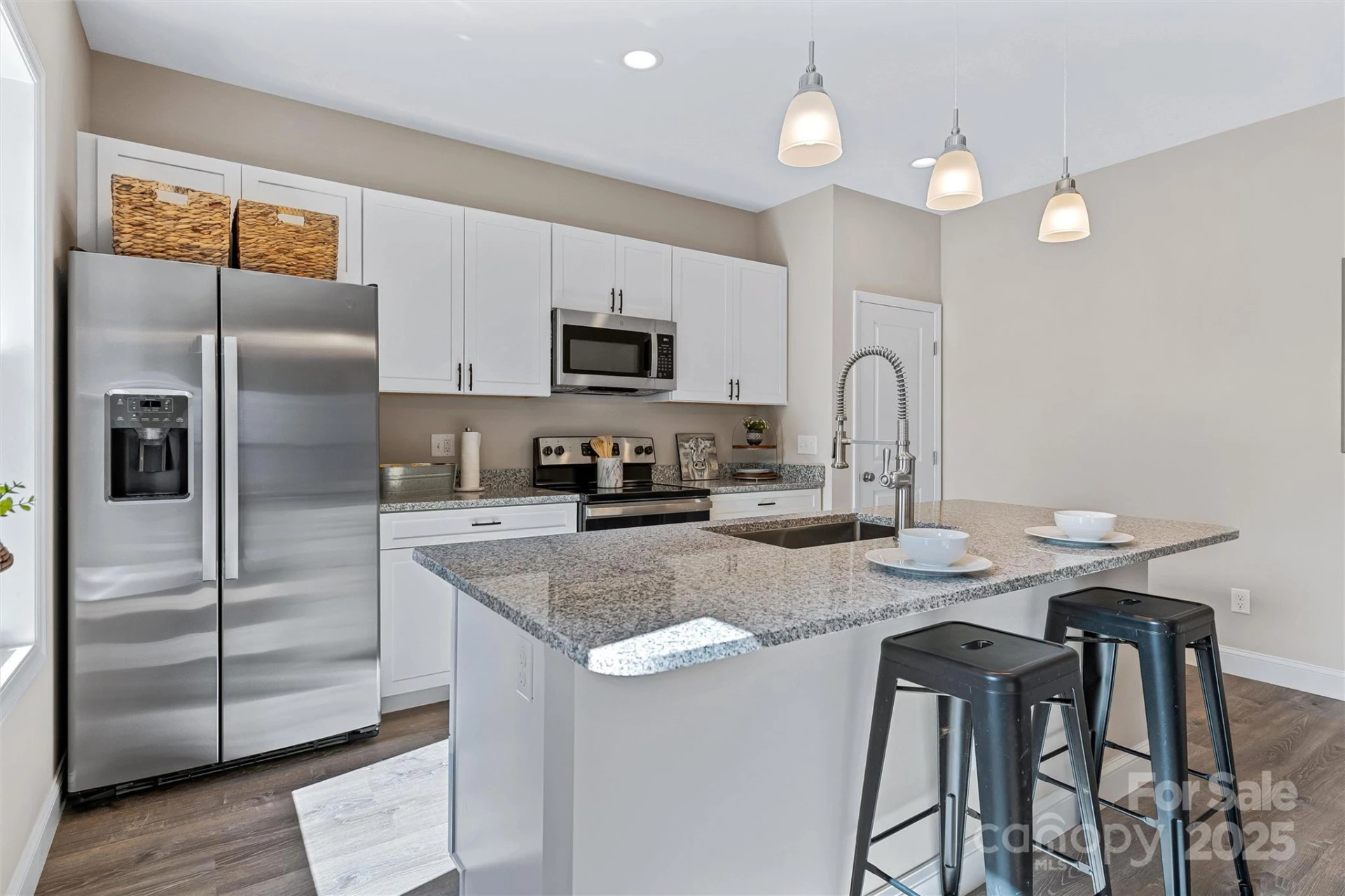 186 Johnston Boulevard - Photo 10