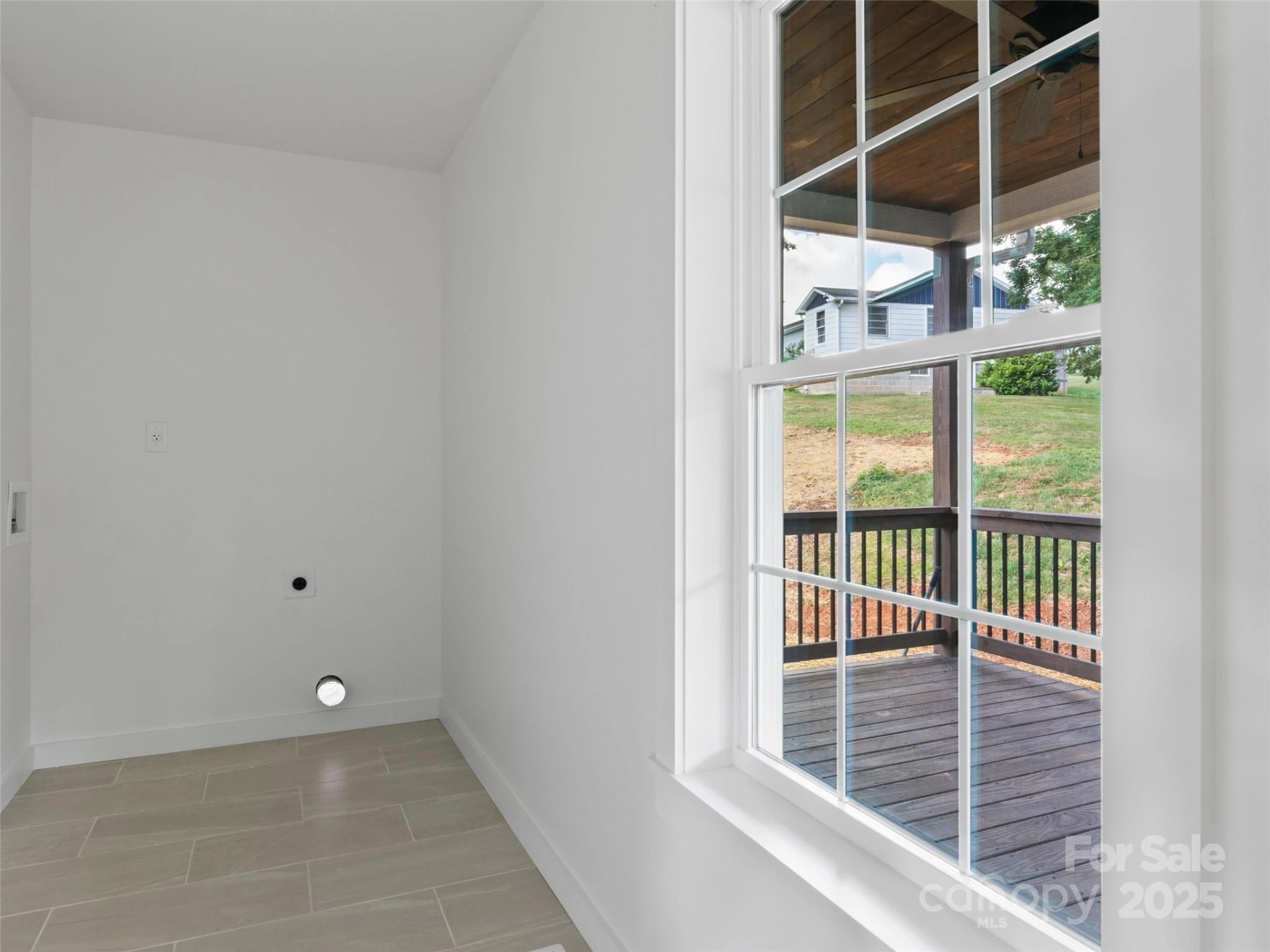 111 Dawn Drive - Photo 12