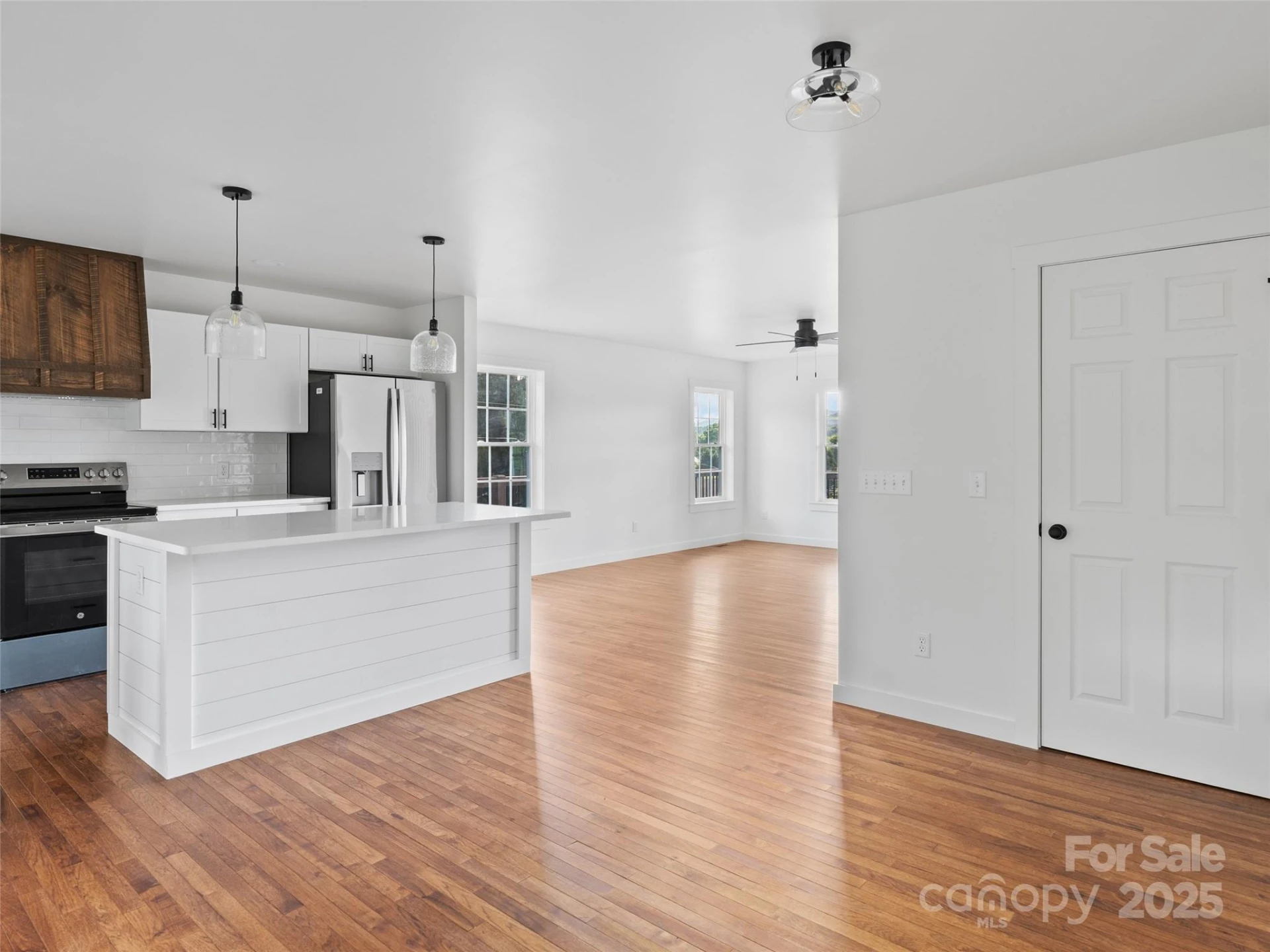 111 Dawn Drive - Photo 9
