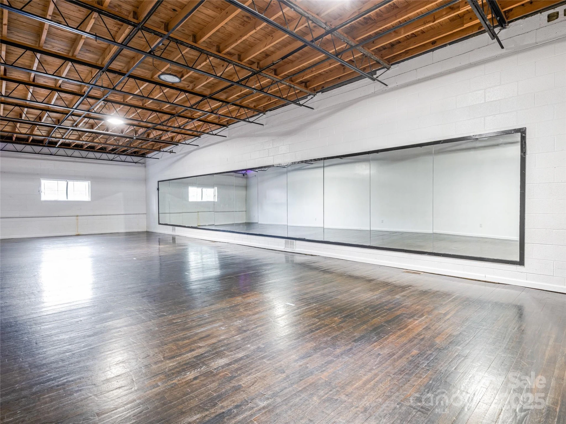 105 W Henderson Street - Photo 12