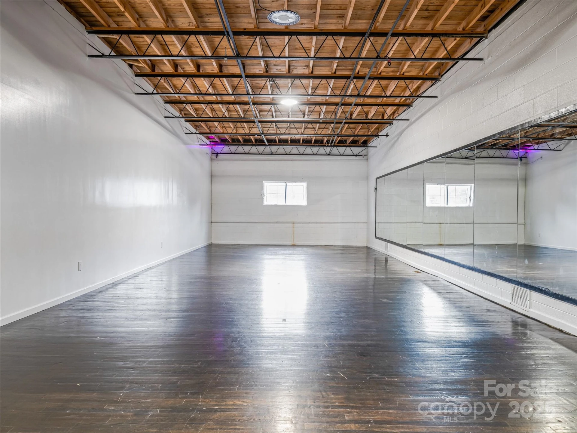 105 W Henderson Street - Photo 13