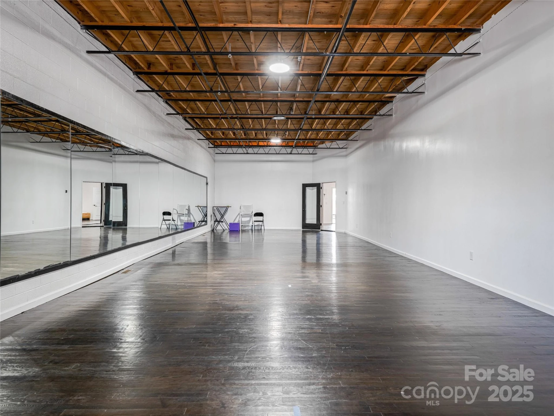 105 W Henderson Street - Photo 14