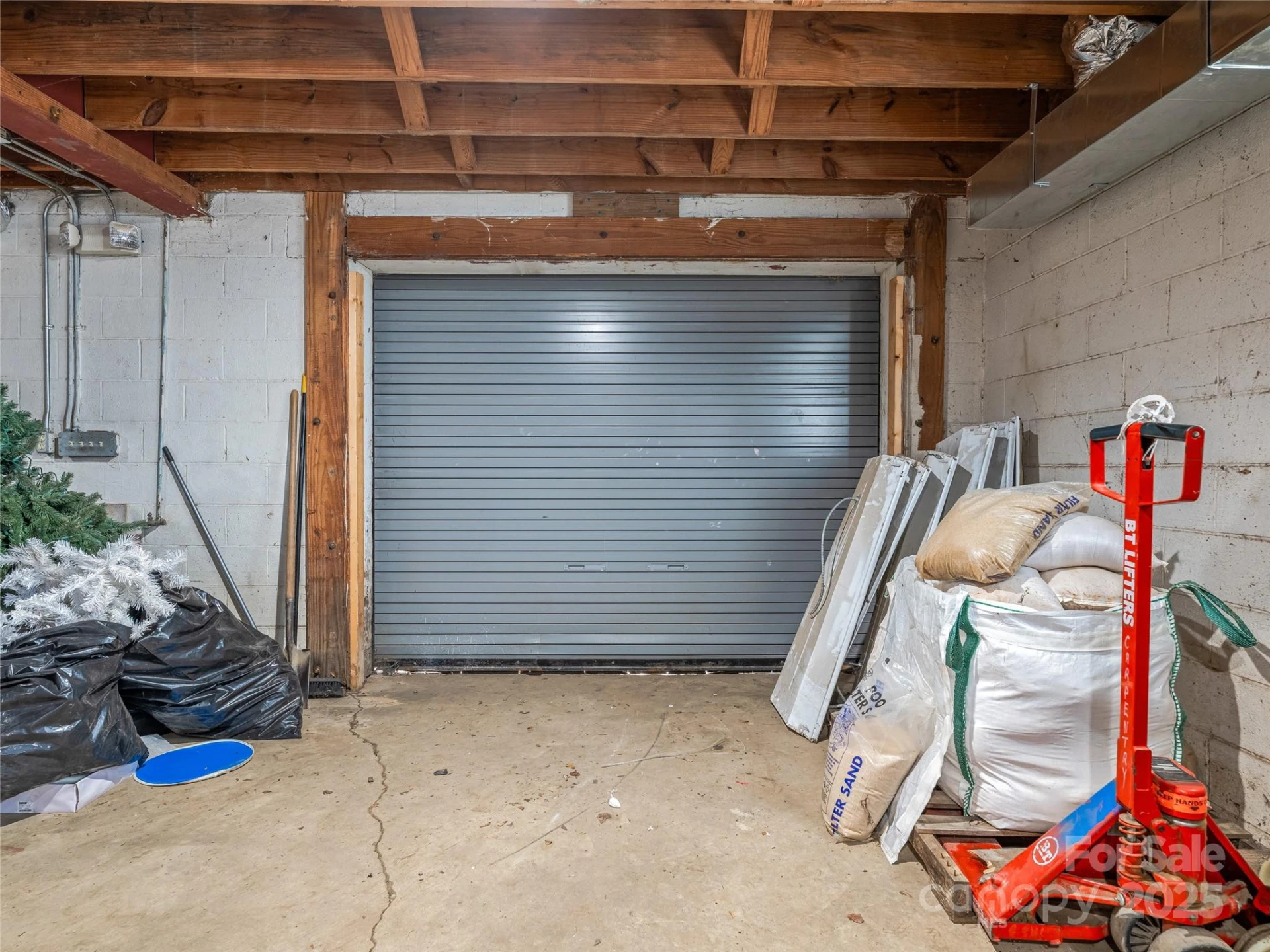 105 W Henderson Street - Photo 21