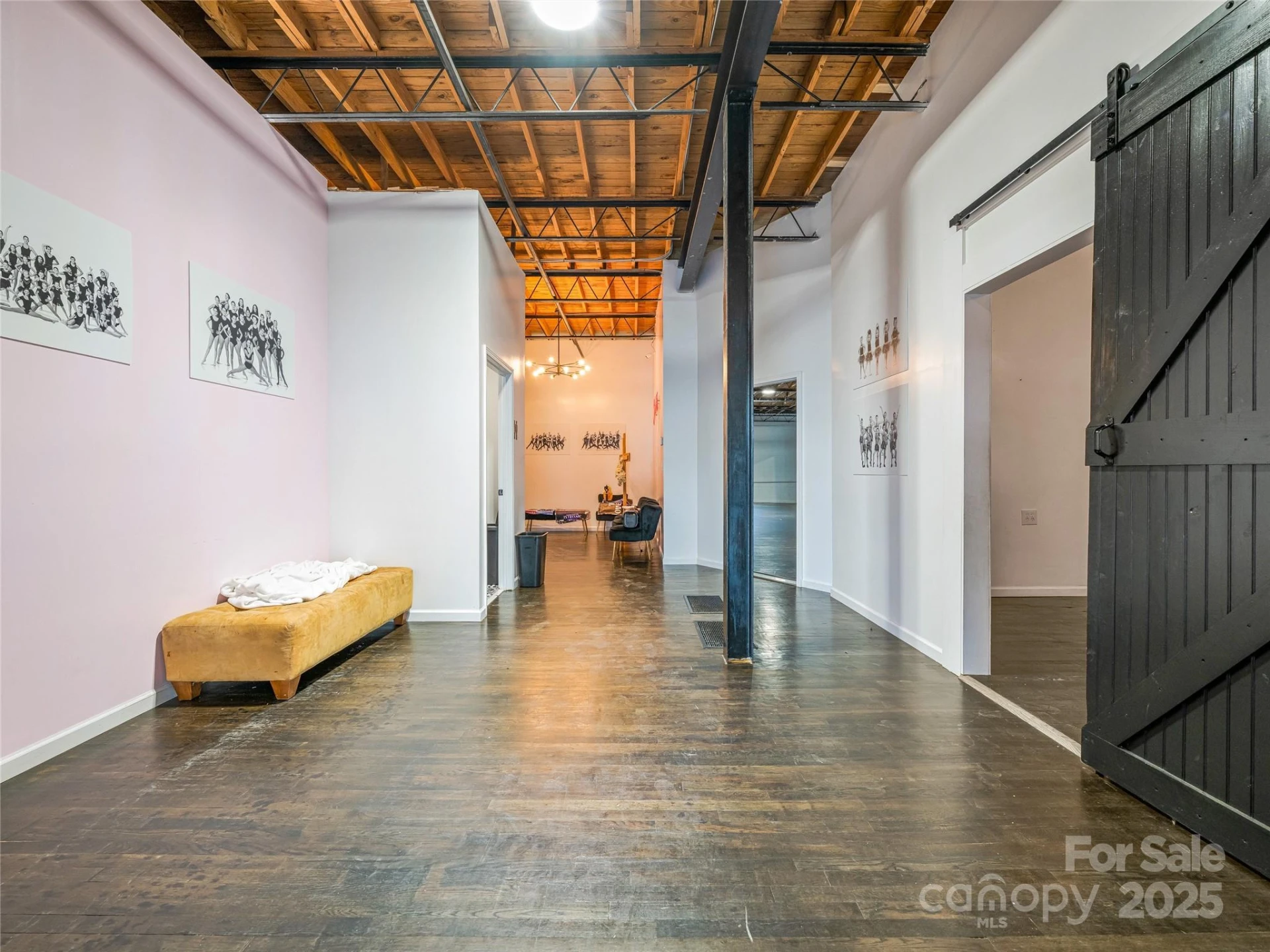 105 W Henderson Street - Photo 10