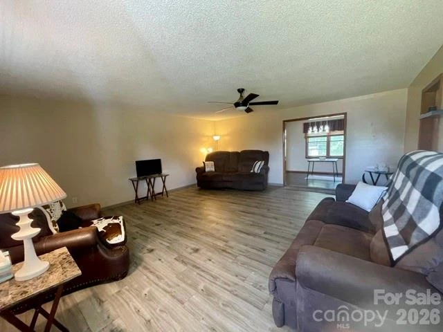 266 Asheland Drive - Photo 5