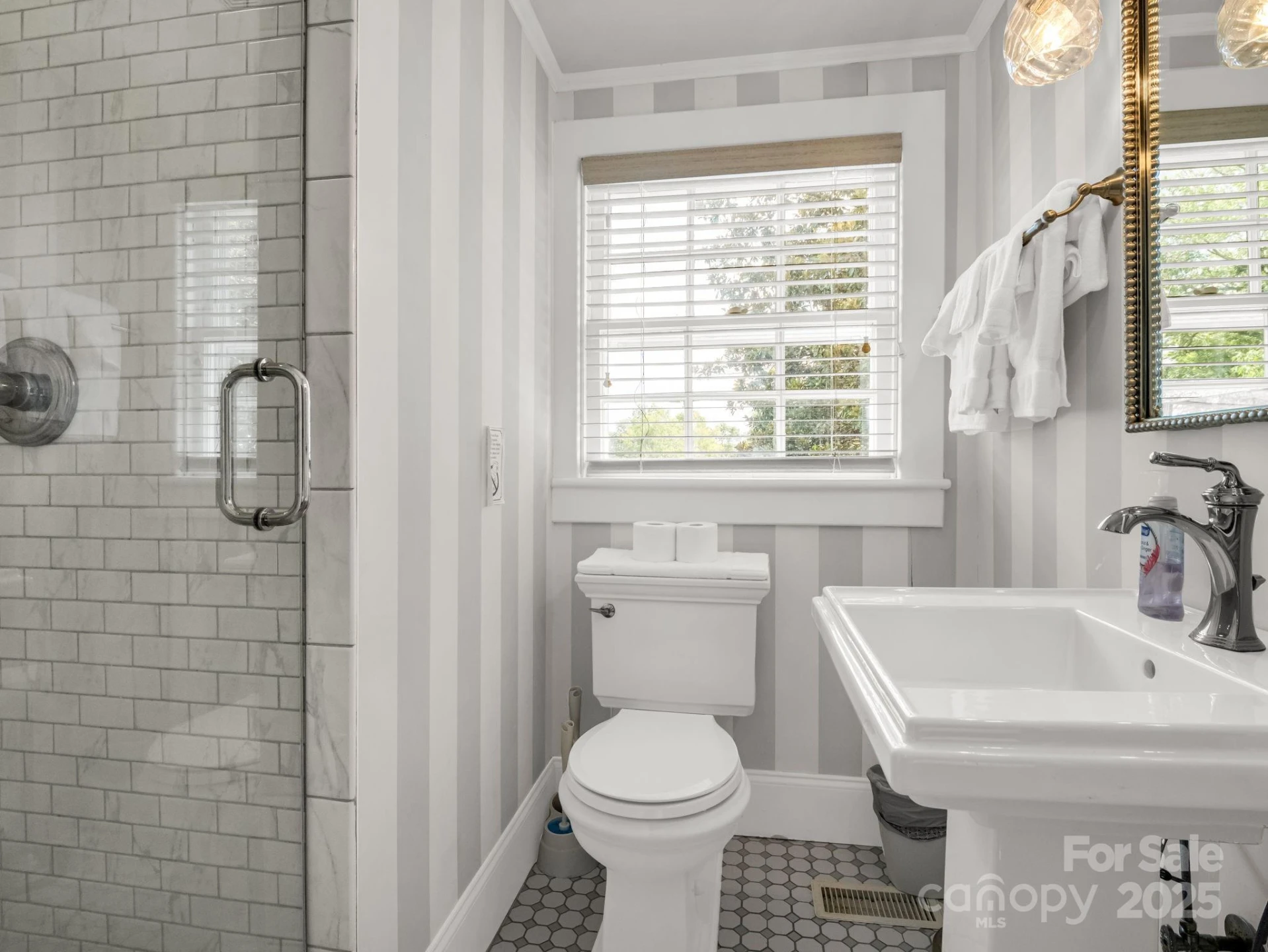191 W 6th Street - Photo 17