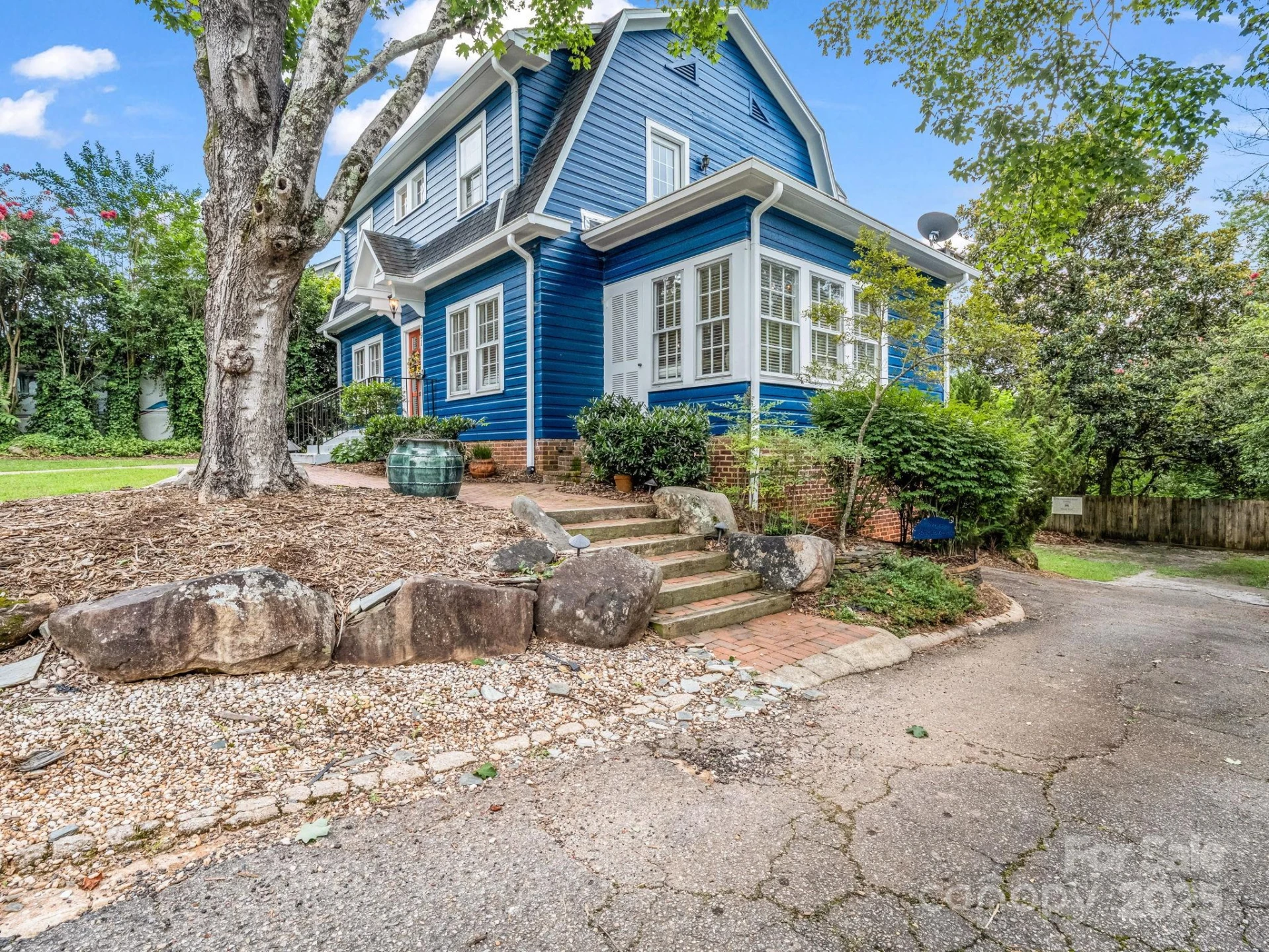 191 W 6th Street - Photo 29