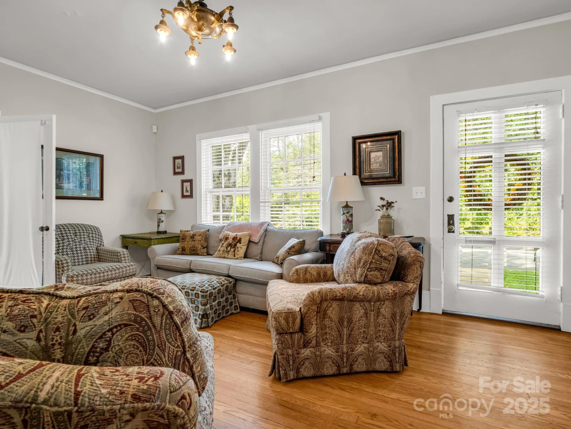 191 W 6th Street - Photo 5