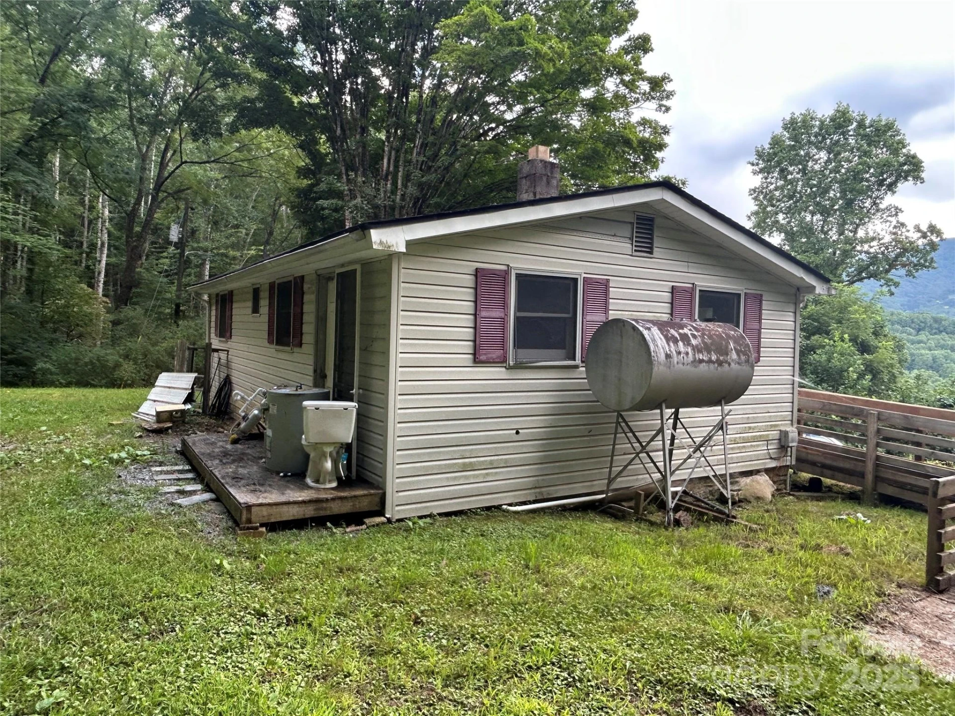 103 Cambridge Way - Photo 2