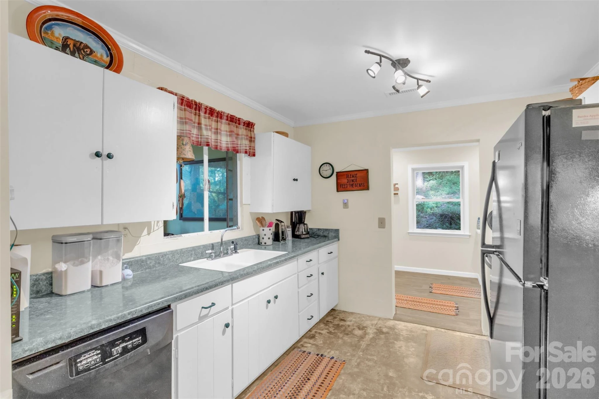 3605 Skyuka Mountain Road - Photo 9