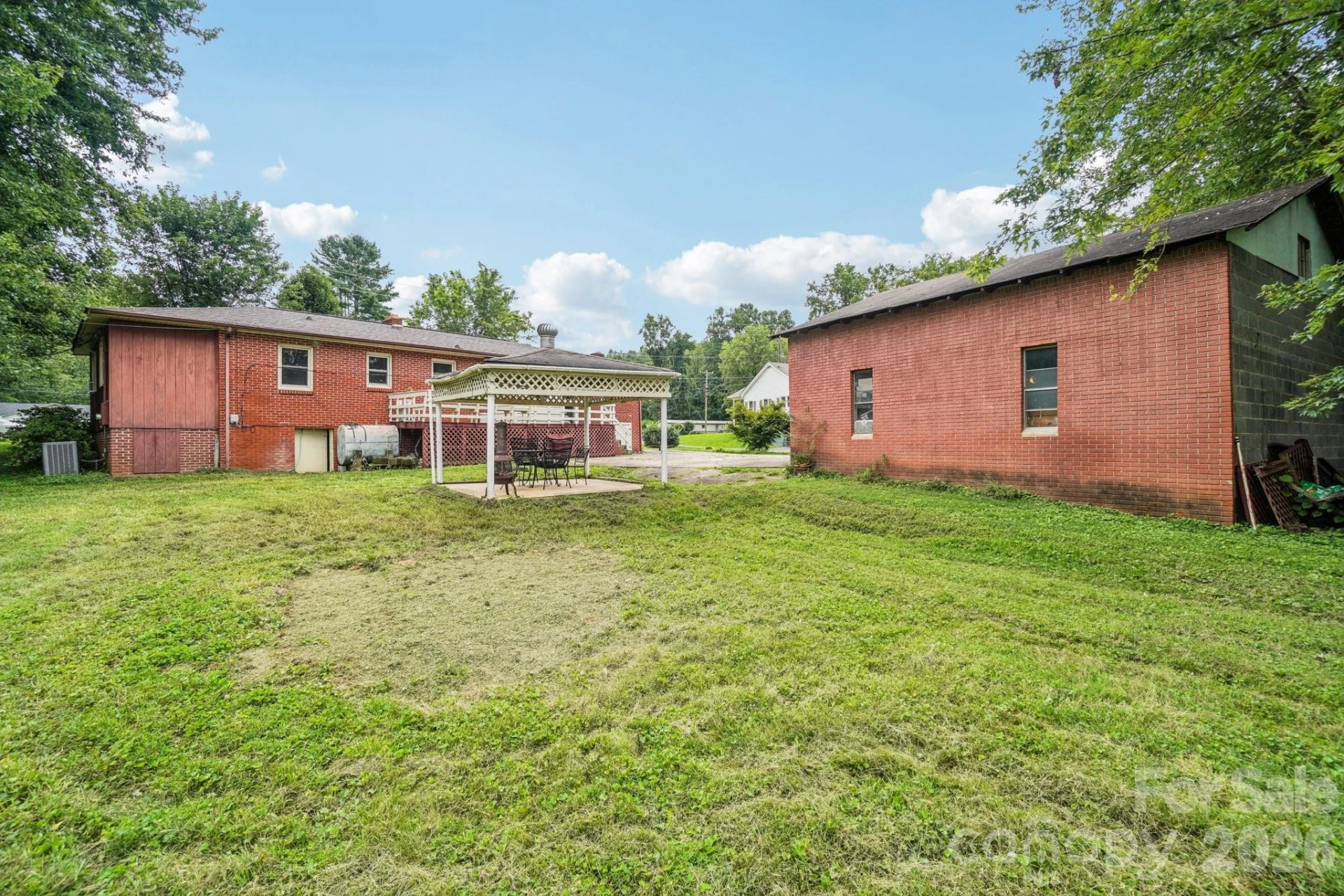 8061 US 70 Highway W - Photo 28