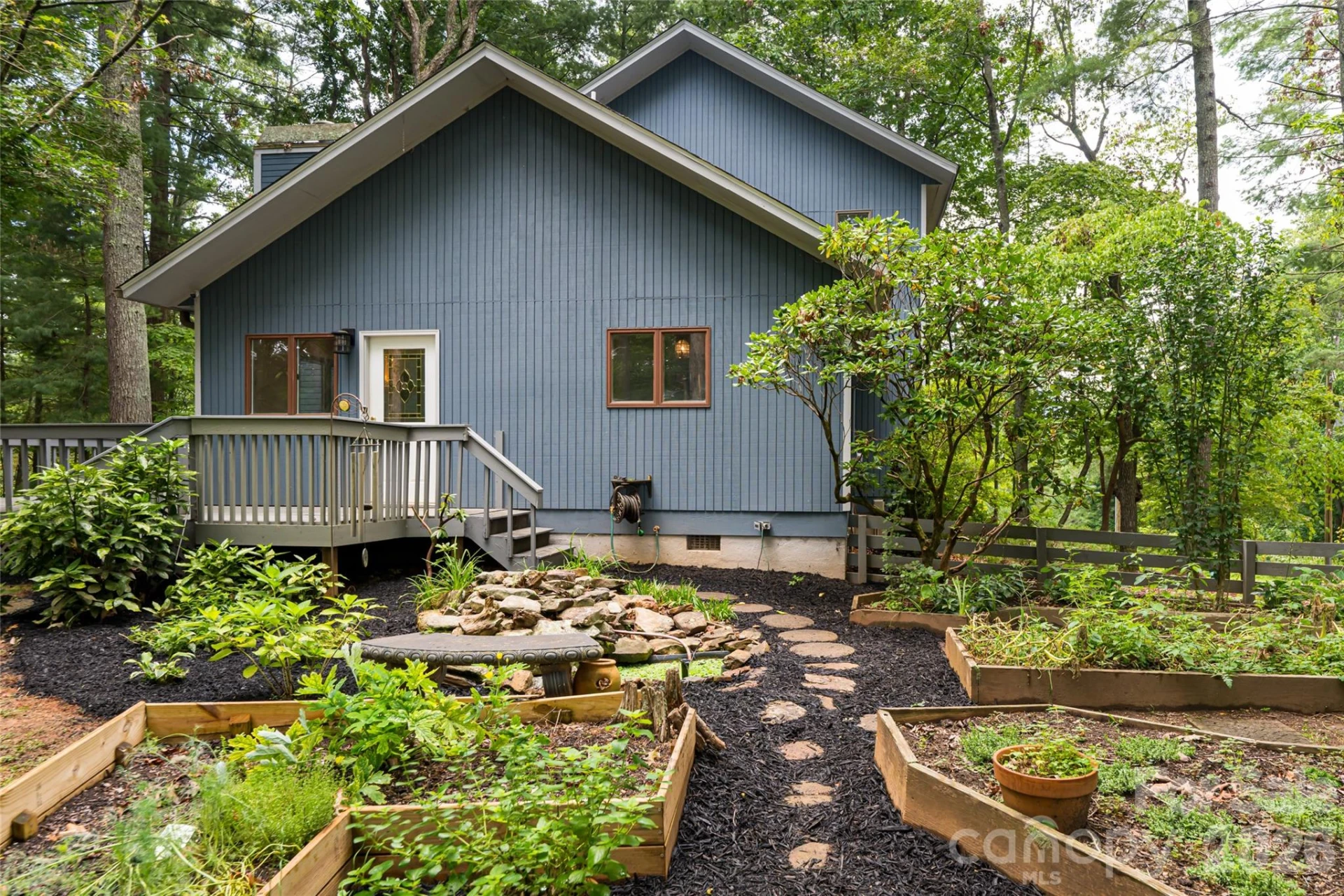 427 Shadowwood Drive - Photo 34