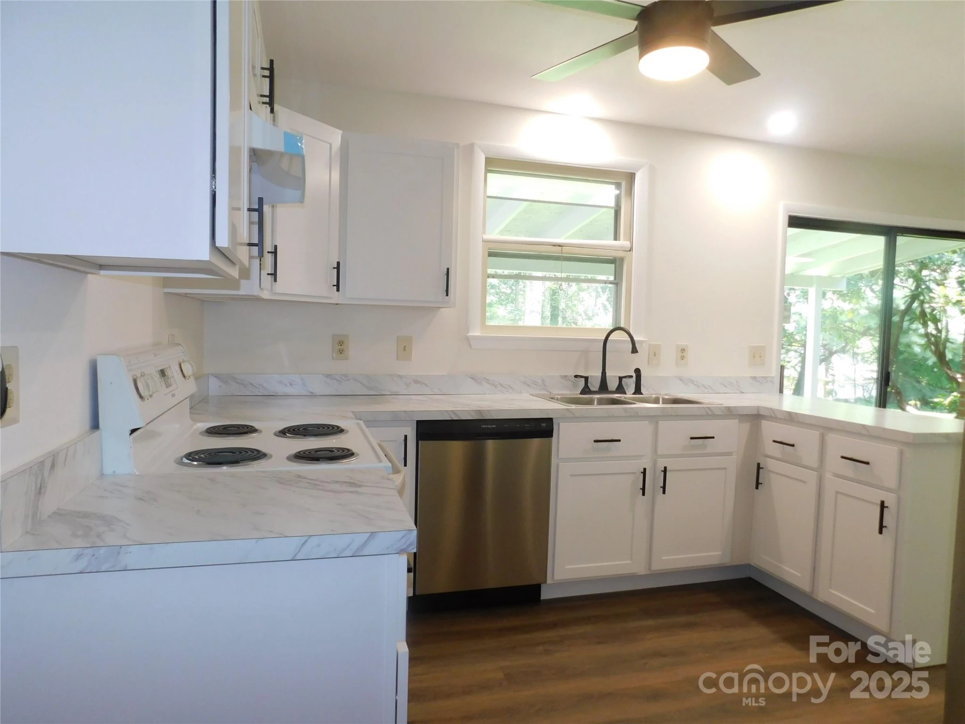 125 Fulton Drive - Photo 6