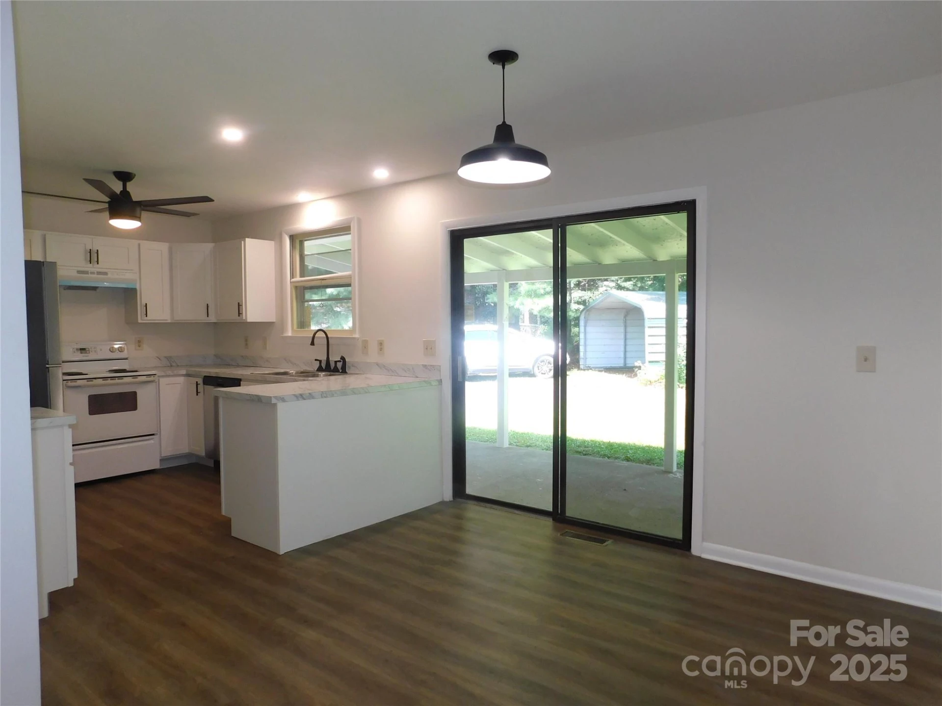 125 Fulton Drive - Photo 10