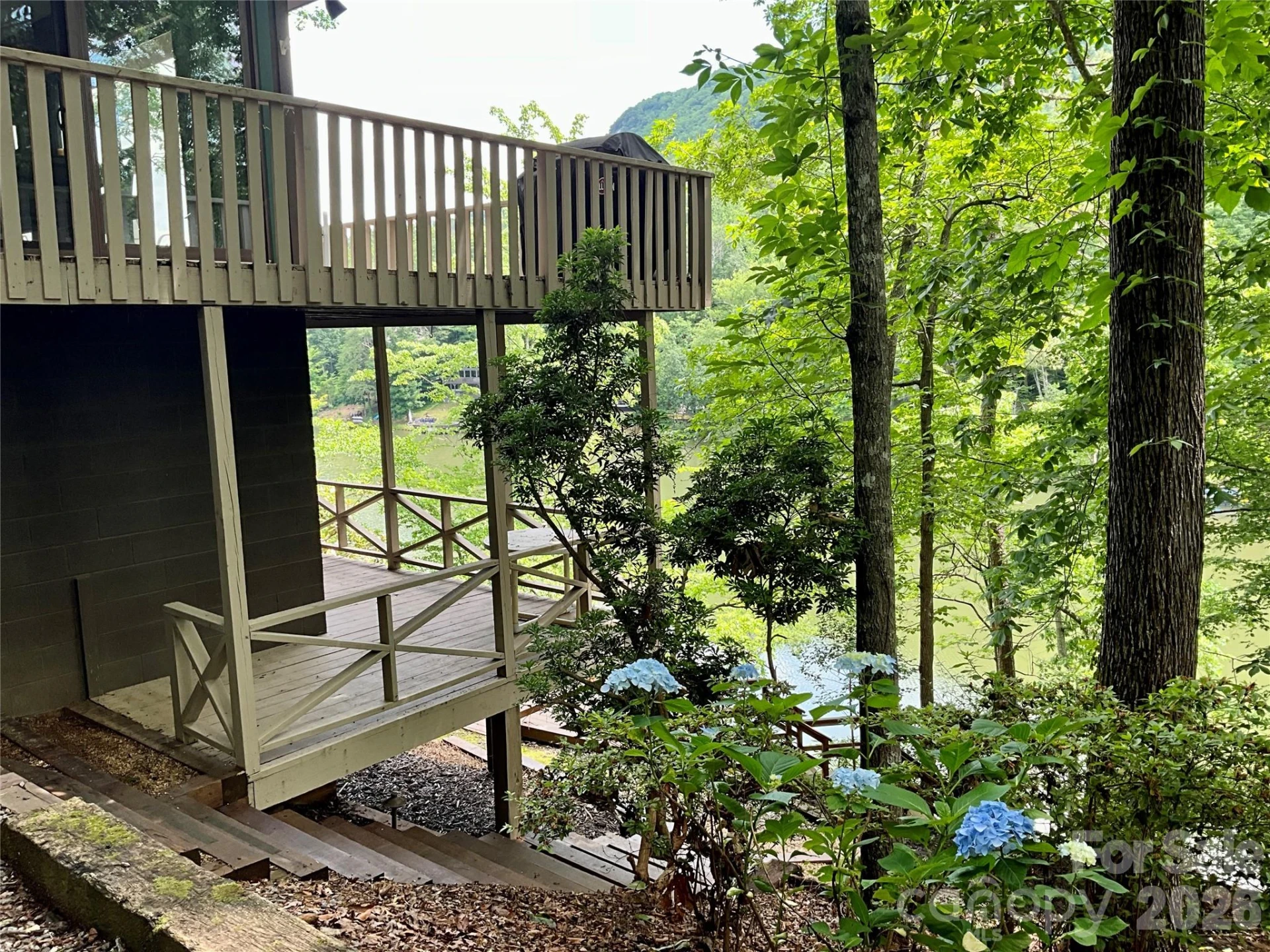 222 West Lake Drive N - Photo 19