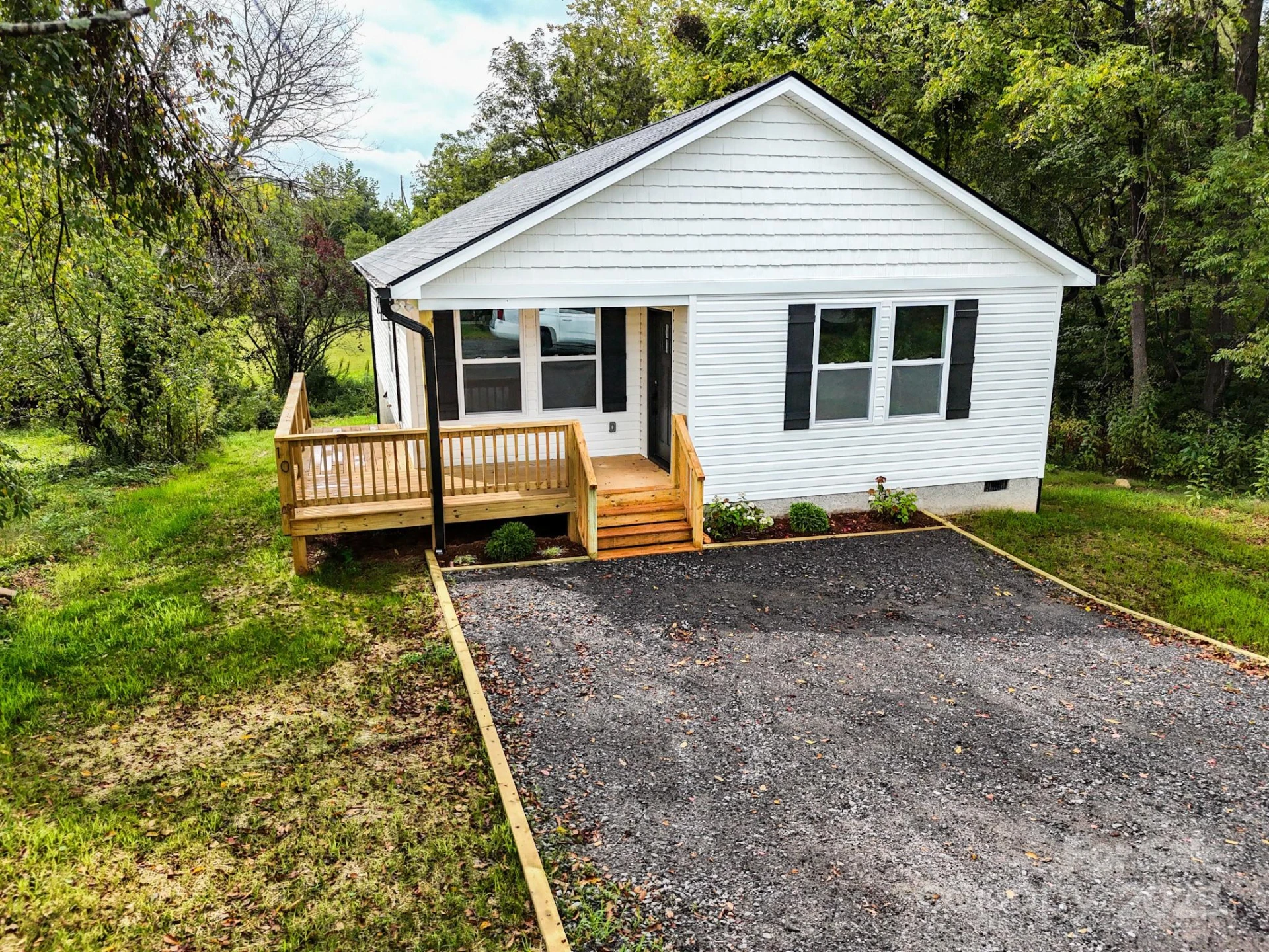 10 Neil Price Avenue