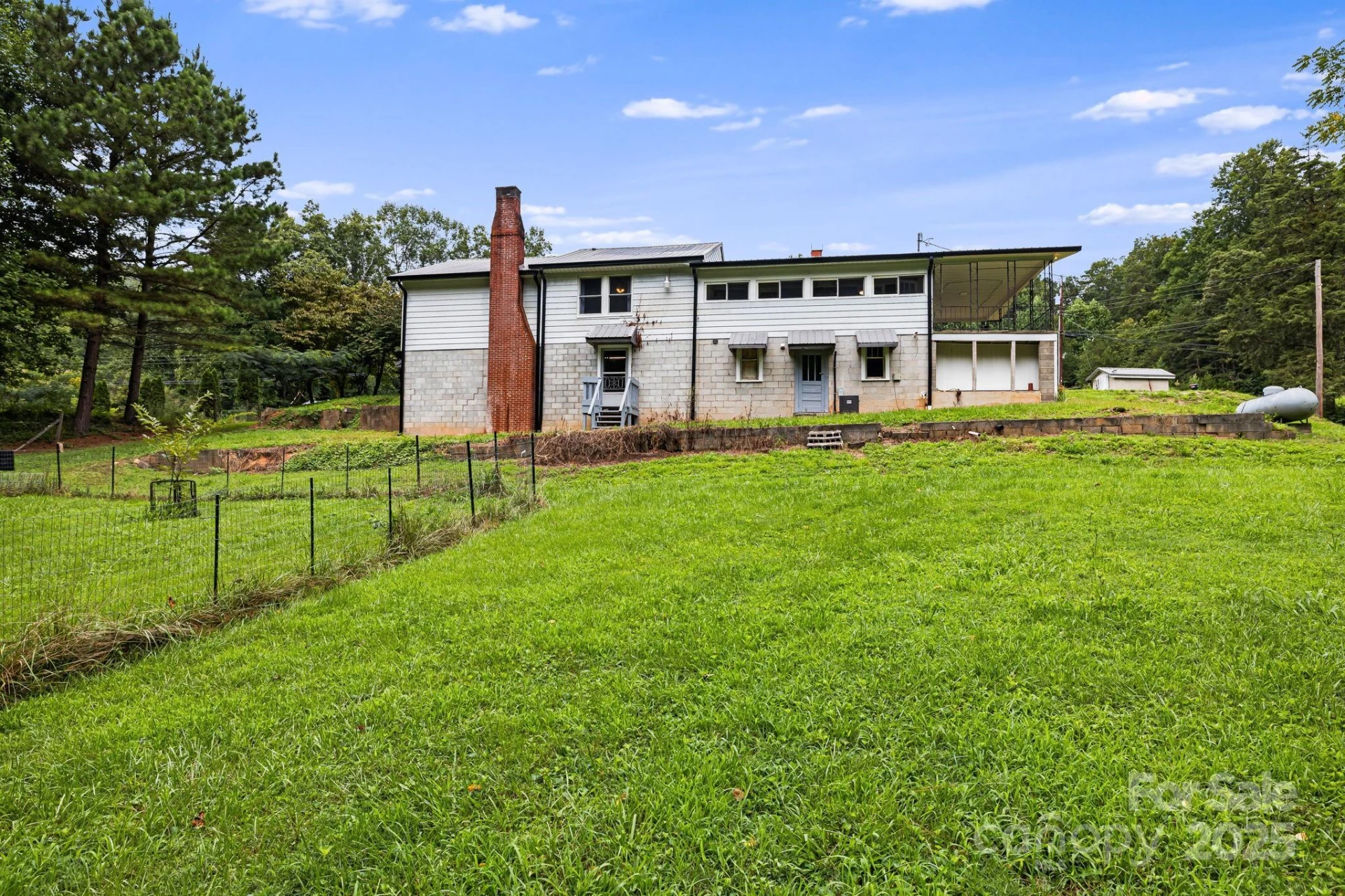 8171 Sugar Hill Road - Photo 27