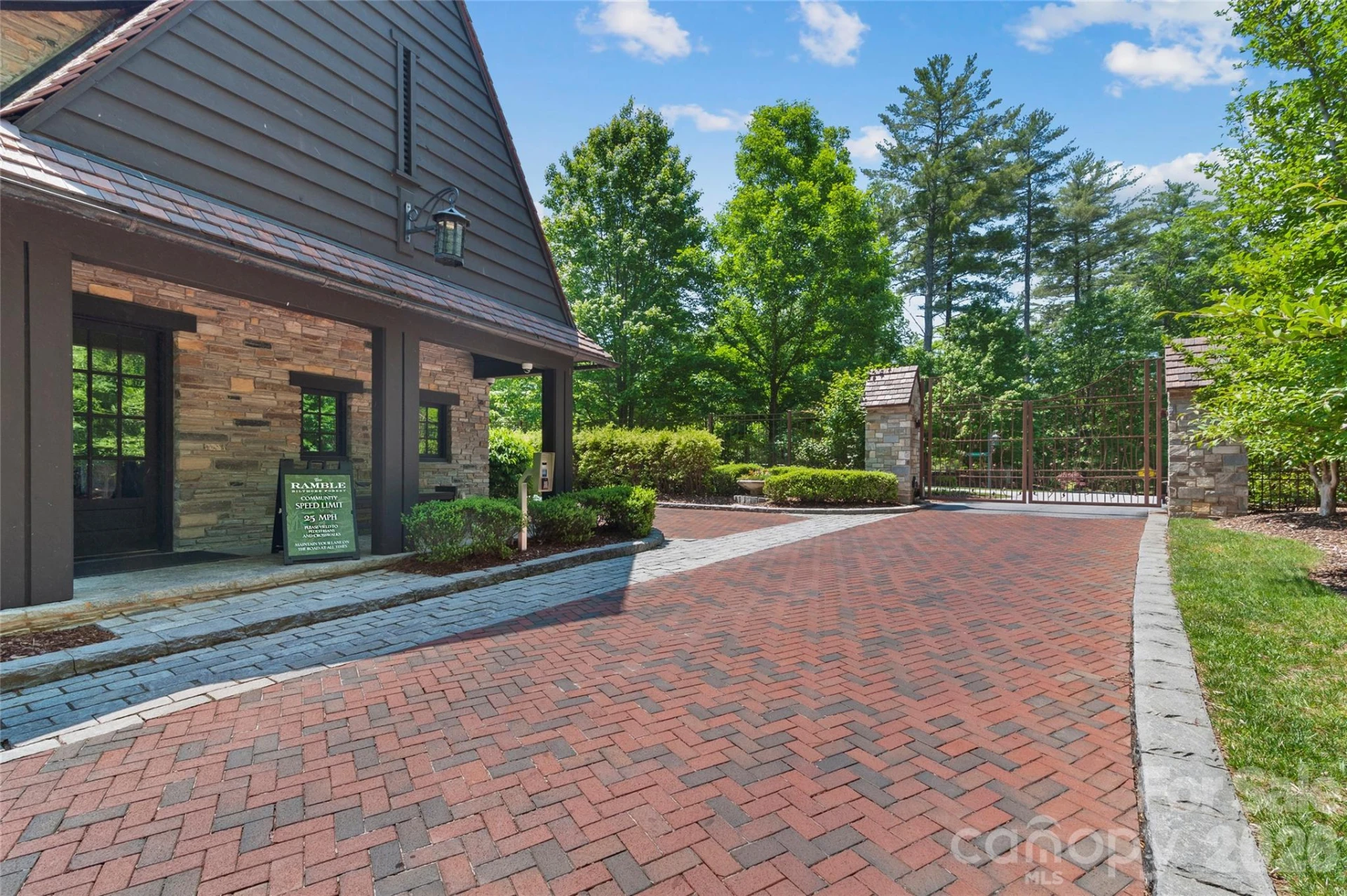 15 Mirehouse Run - Photo 12