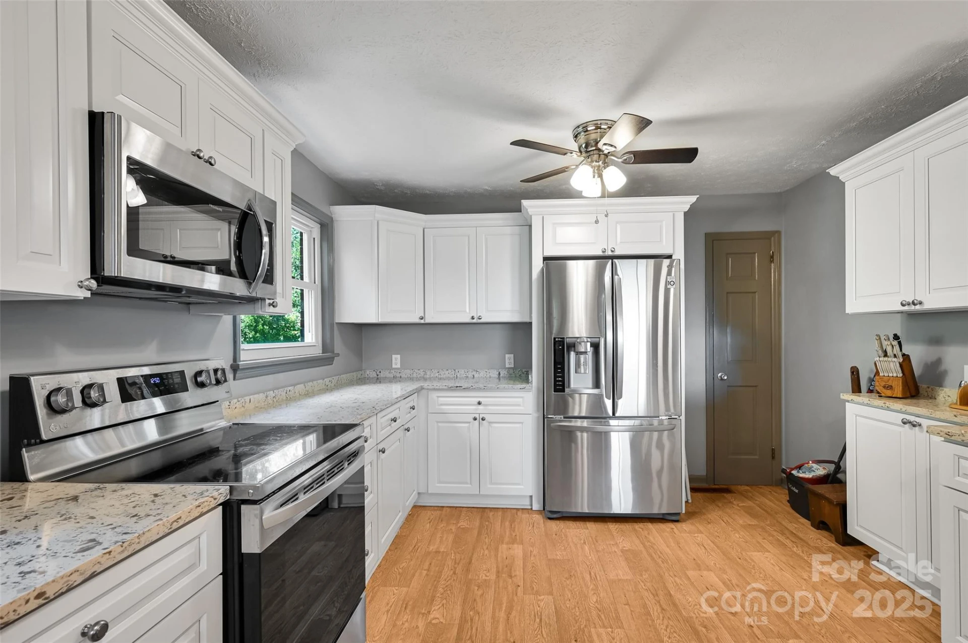 371 Heatherly Heights Road - Photo 10