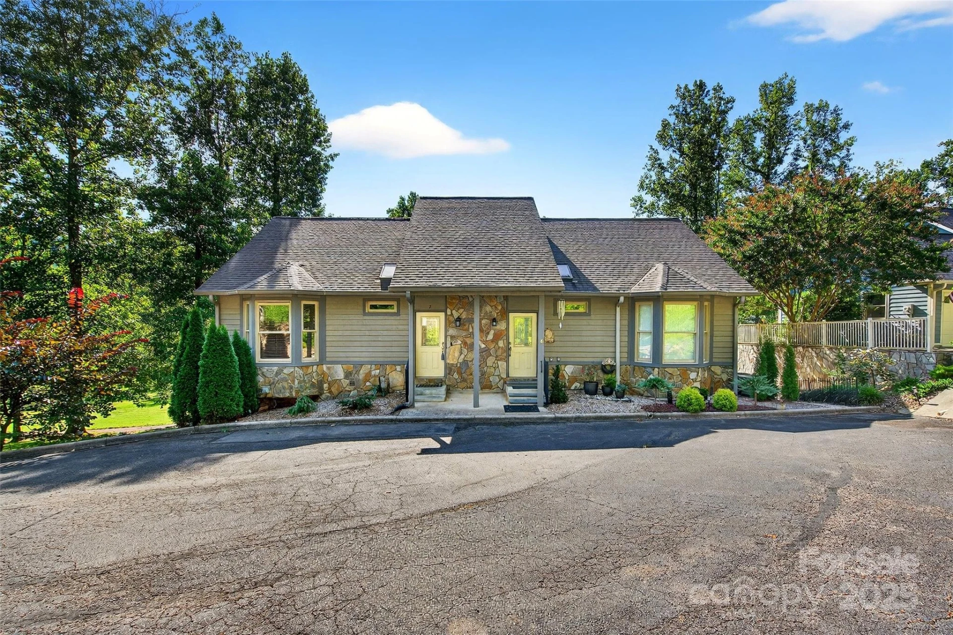 307 #7 Blue Ridge Drive S