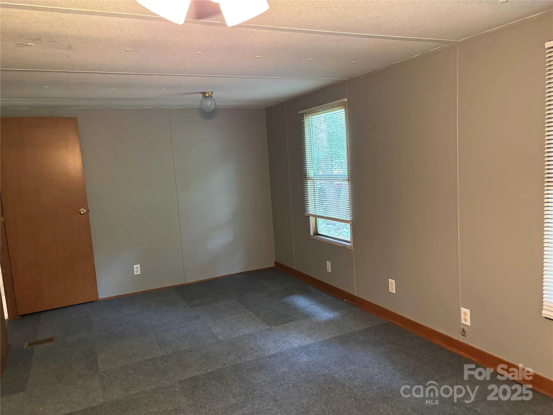 323 Jody Cove - Photo 28