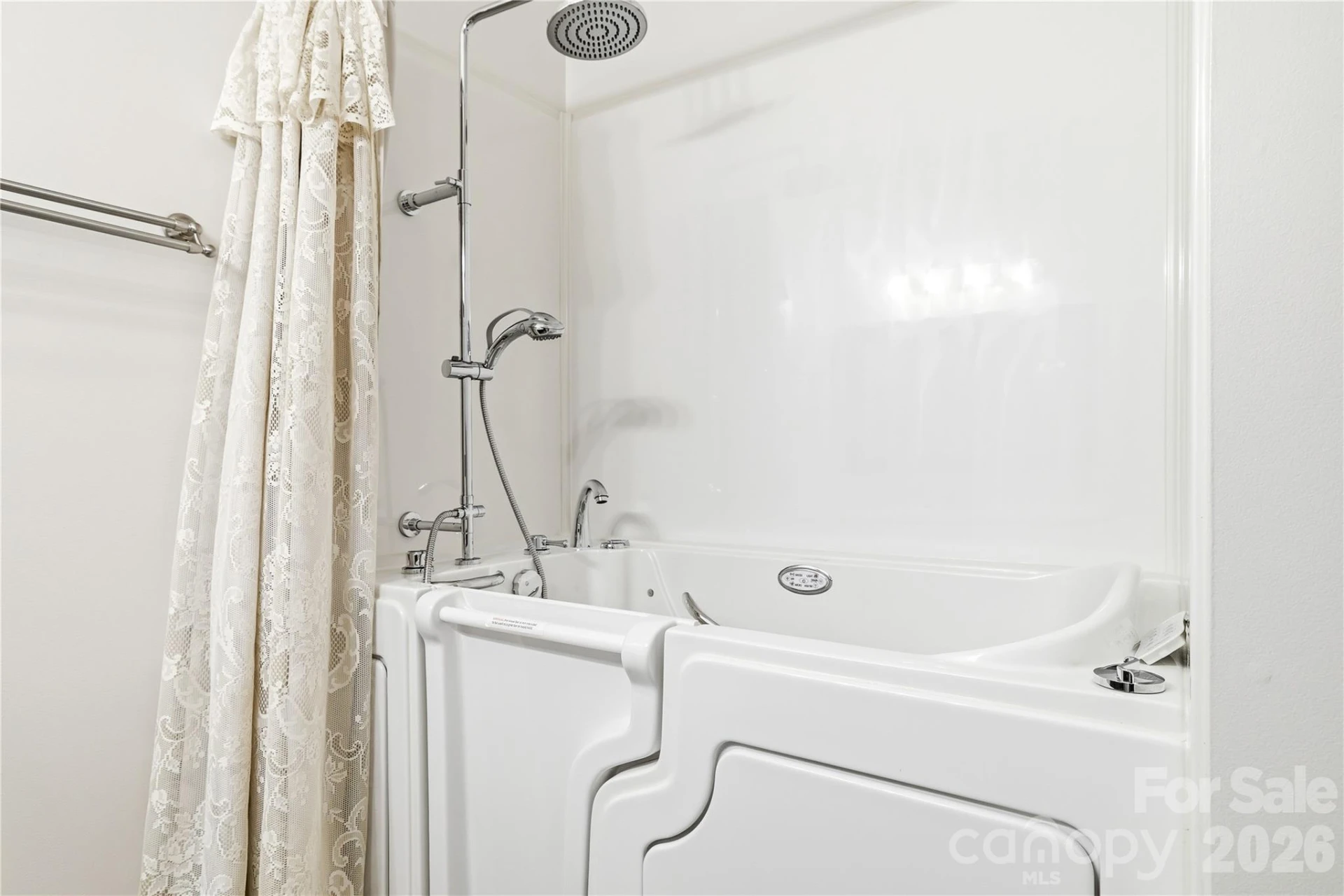140 Debbie Loop - Photo 27